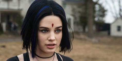 teagan croft relationships|The Untold Truth Of Raven (DC) on ‘Titans’ – Teagan。